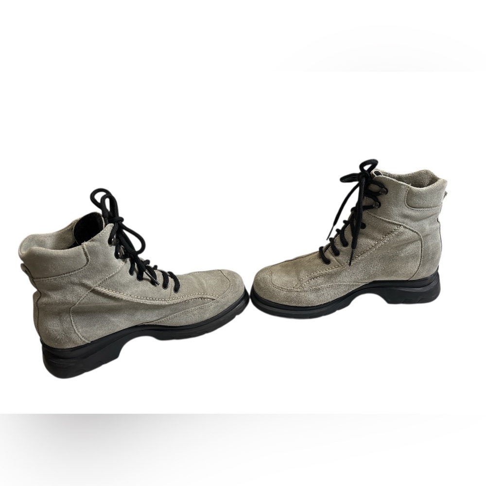 La CANADIENNE Gray Suede Women’s Boots,Size 6,Made in Canada - Picture 5 of 8